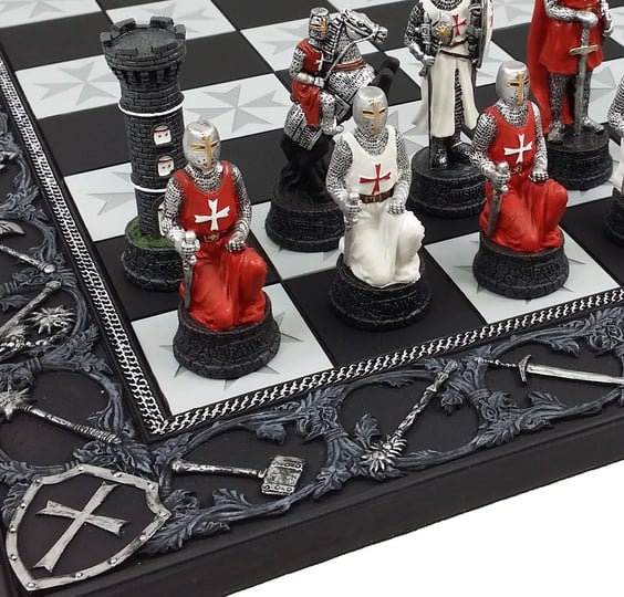 hpl-medieval-times-crusades-red-and-white-armored-maltese-knights-chess-set-with-17-board-1