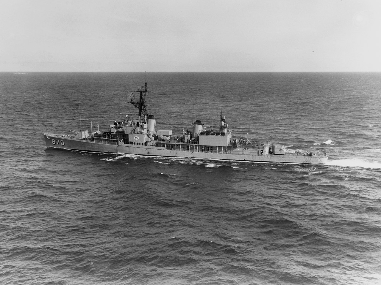 USS Fechteler (DD-870)