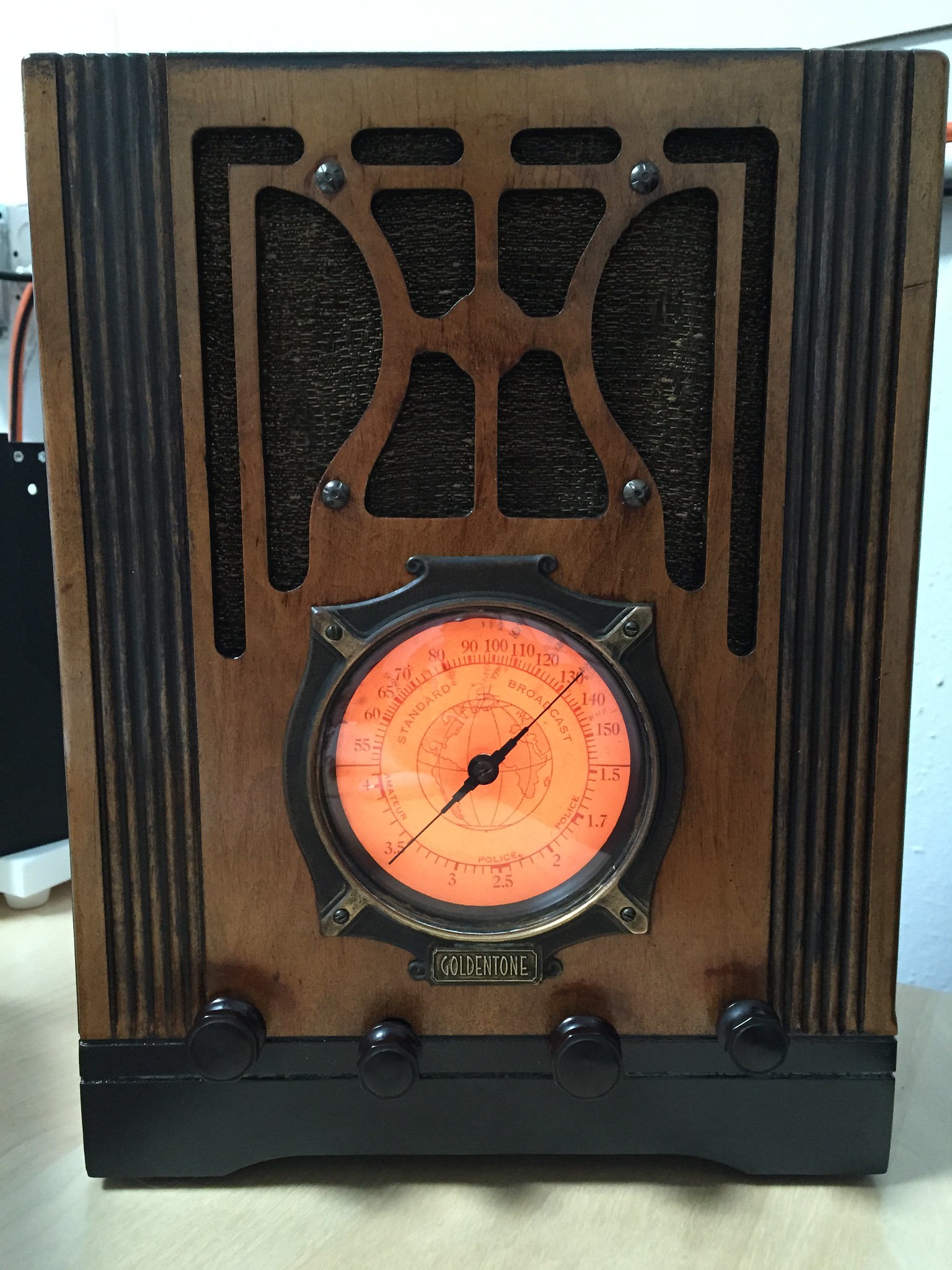 1936 Goldentone Podcast Player