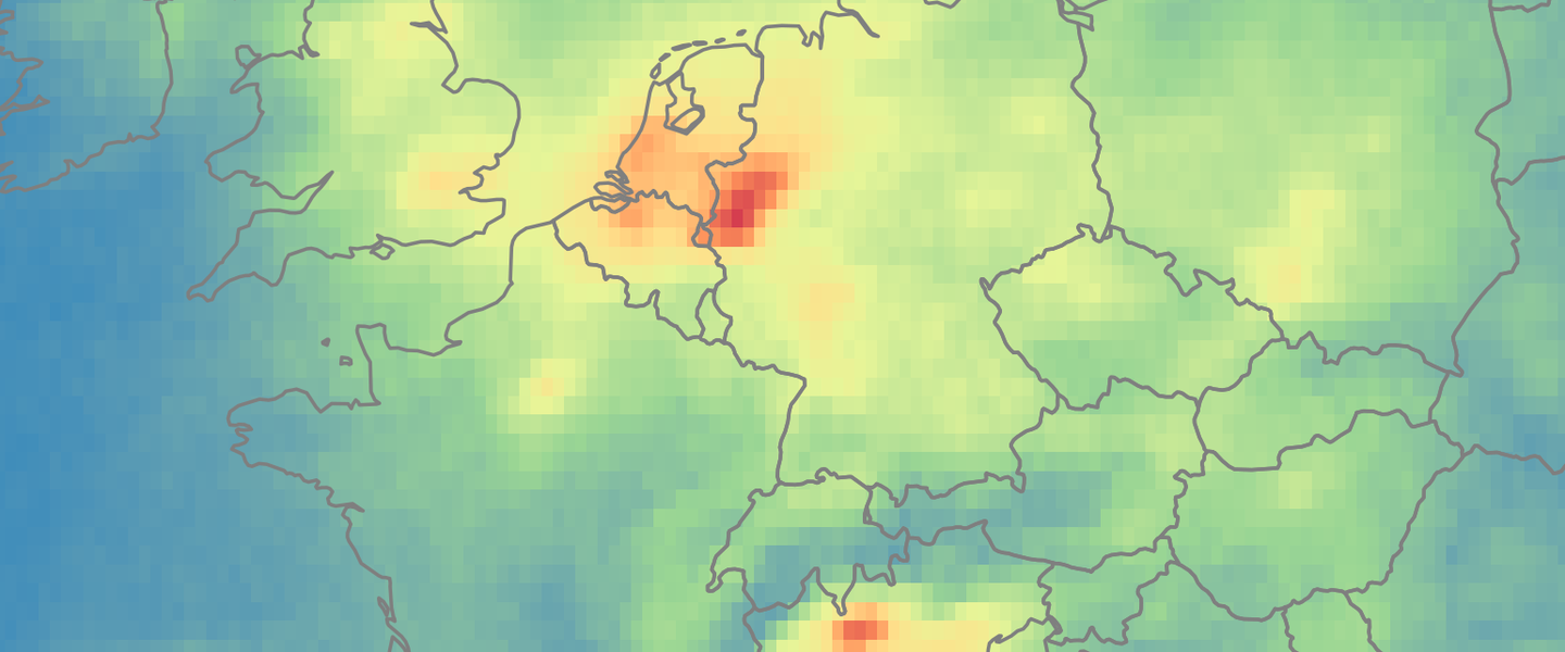 Ten year NO2 summer averages (08-18) above parts of Europe.