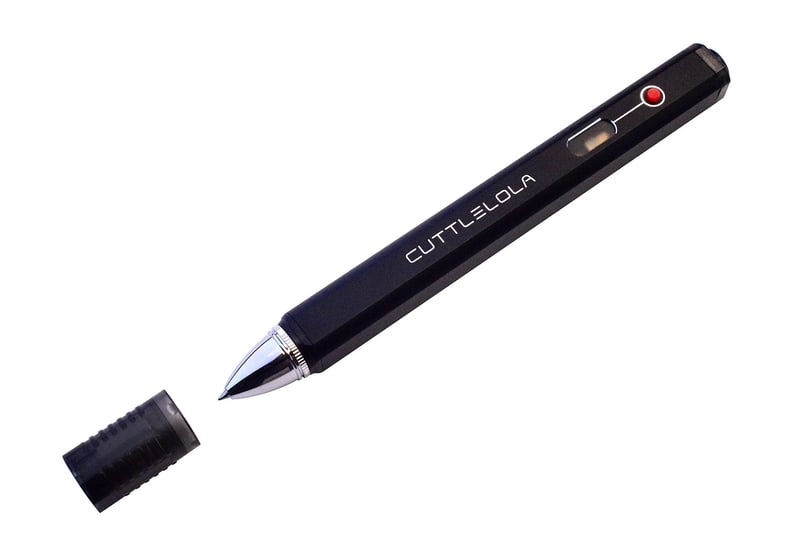 cuttlelola-electric-dotspen-ii-the-black-knight-rechargeable-pen-for-artists-hobbist-tatooist-managa-1