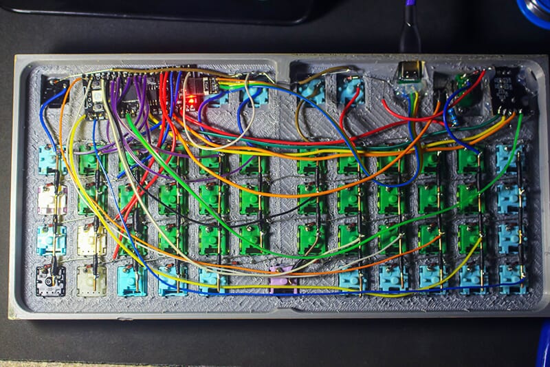 GitHub - anz507/atomic_blast: Handwired keyboard · GitHub