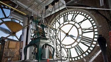 San Jacinto Building's mechanical clock, Beaumont, Texas (© Richard T. Nowitz/Getty Images)