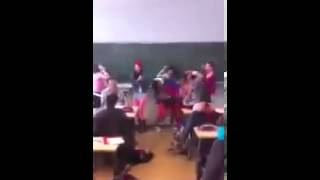 Harlem Shake in front of a class fails completely