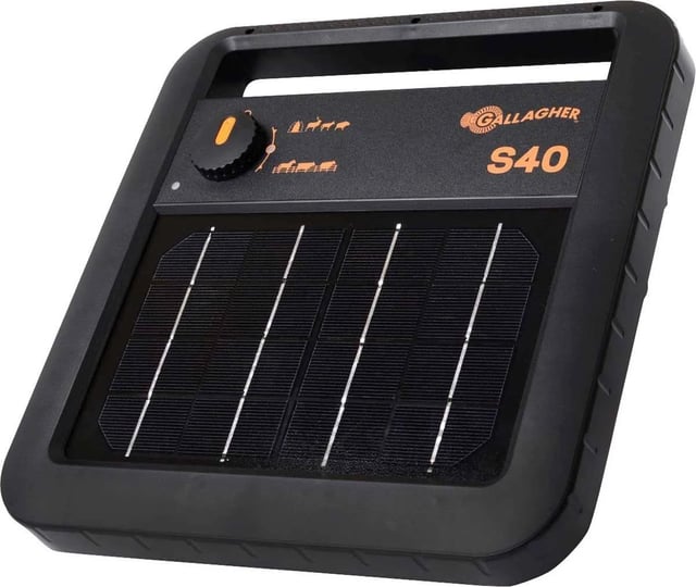 gallagher-s40-solar-fence-charger-1