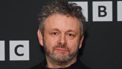 El actor Michael Sheen canceló más de US$1,2 millones de deuda a 900 personas vulnerables con su propio dinero