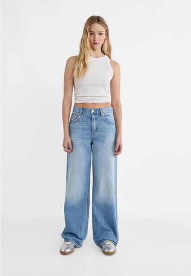 stradivarius-fluid-wide-leg-jeans-in-medium-blue-wash-1