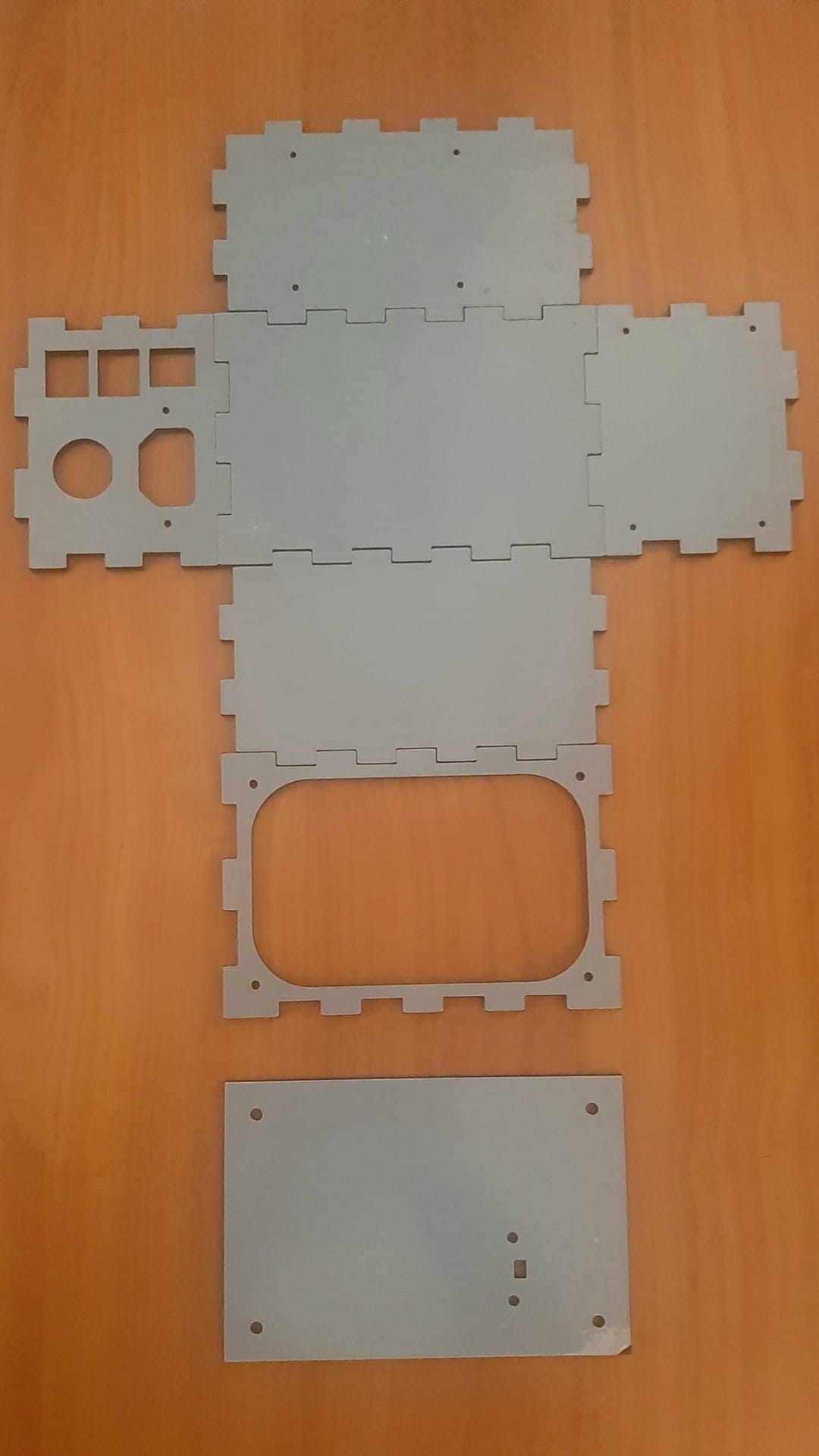 Driving Control Module v.1: Ordered online, CNC laser cutted plexiglass for the housing