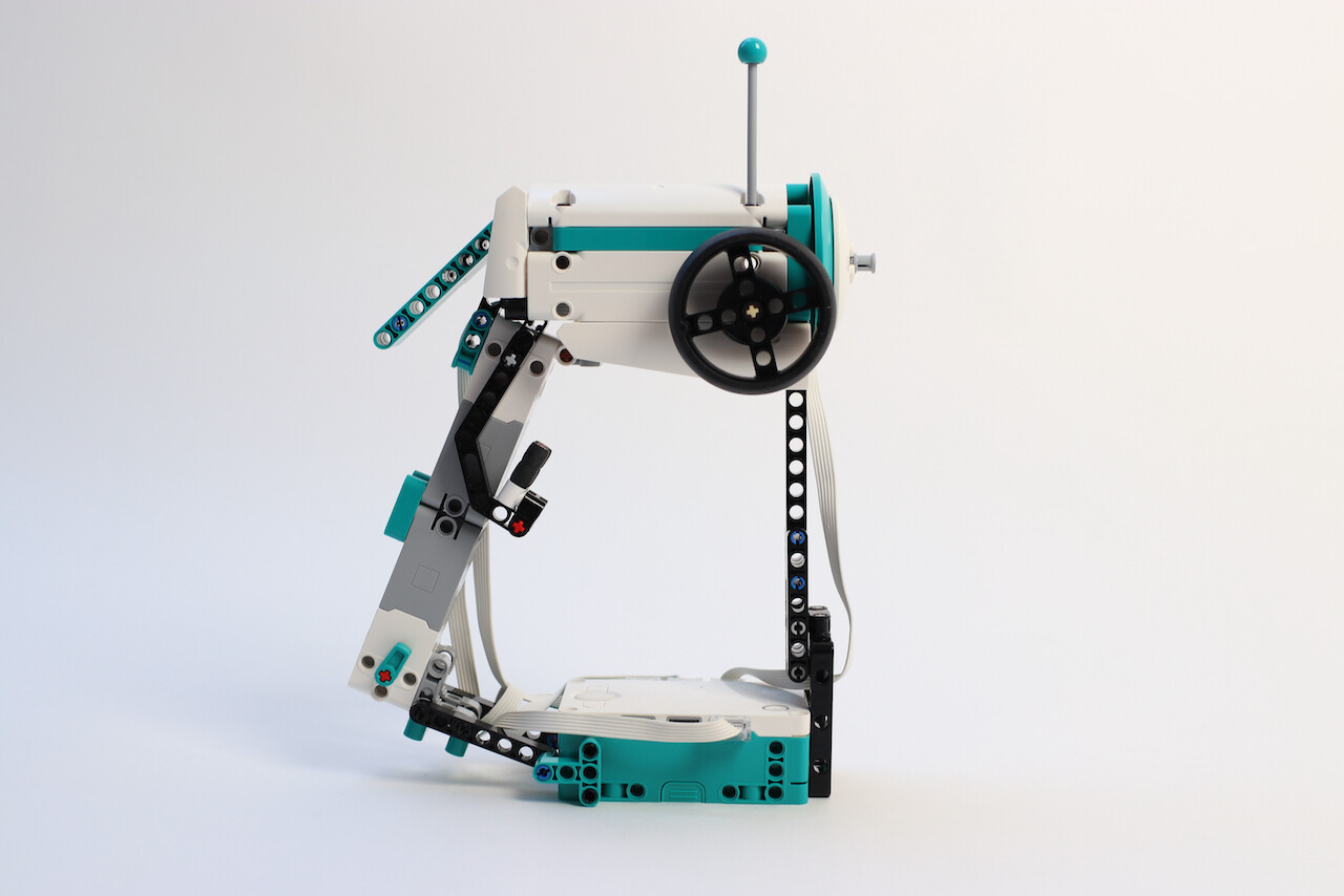 GitHub - antonvh/rc_robot_inventor_to_ev3_omnibot · GitHub