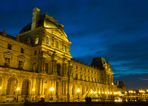 Blue hour in Paris