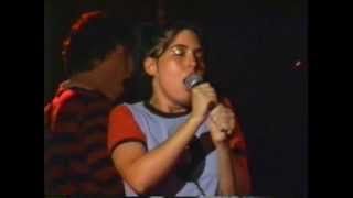 Bikini Kill - Sugar - live  1993 