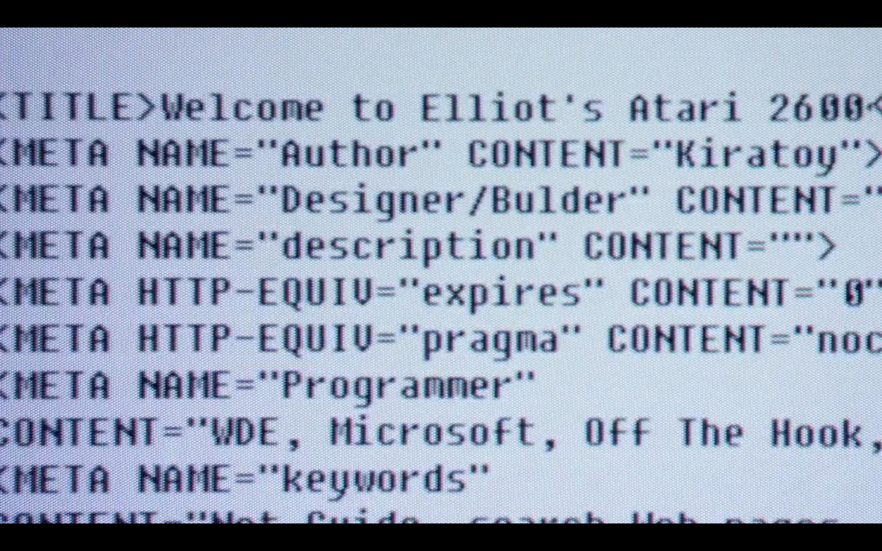 Elliot copied the source code into a text editor and edits the page title, :robot: screenshot 📷