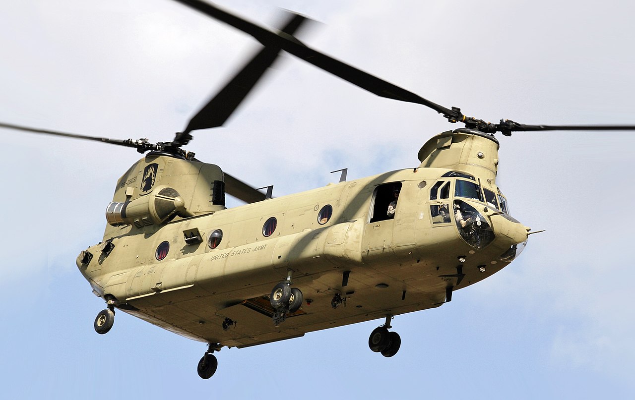 chinook_copter