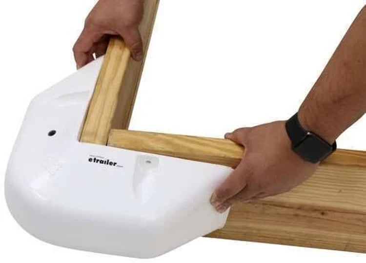 taylor-made-dock-pro-dock-bumper-corner-1