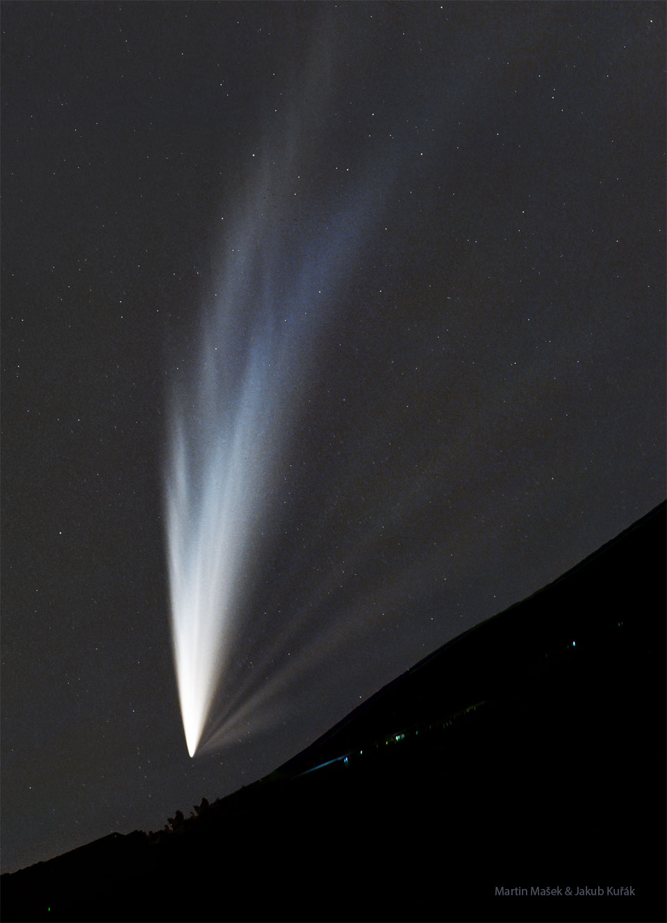 2025-01-26 The Many Tails of Comet G3 ATLAS NASA