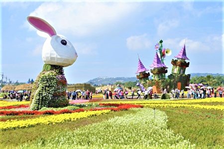 台中新社花海节今年停办，国际花毯节仍在新社举行。