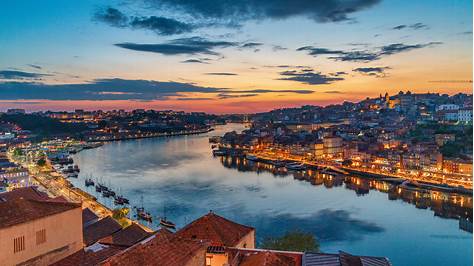 Golden hour in Porto