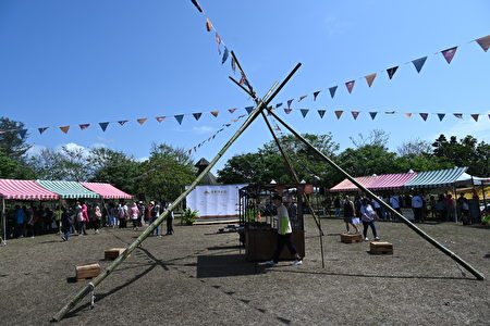 台东慢食节晨食餐桌展现丰富多样的早餐料理。