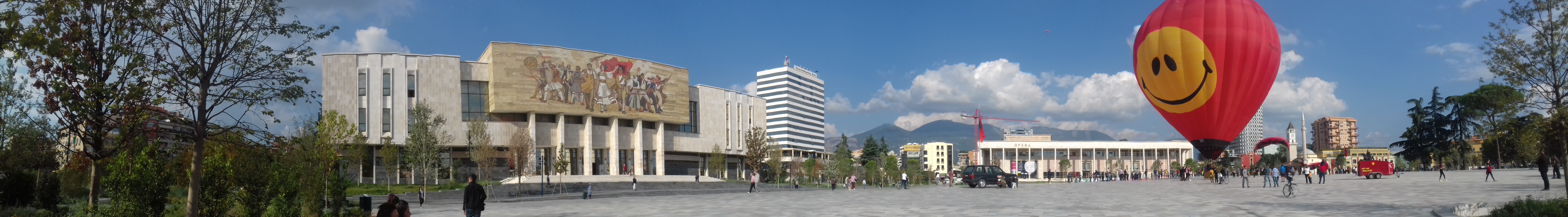 Skanderbeg Square