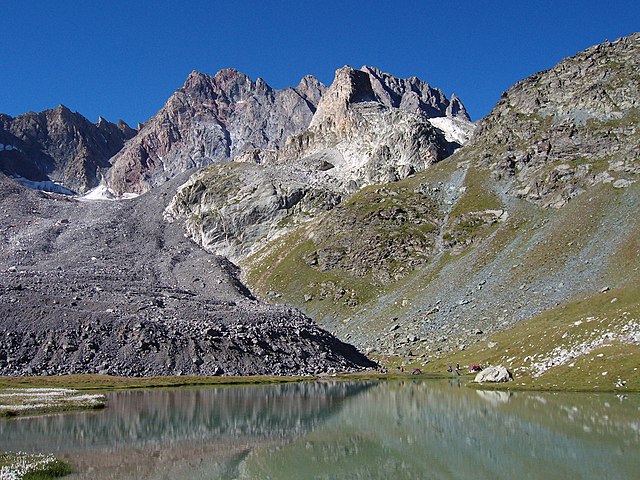 Aiguille de Chambeyron