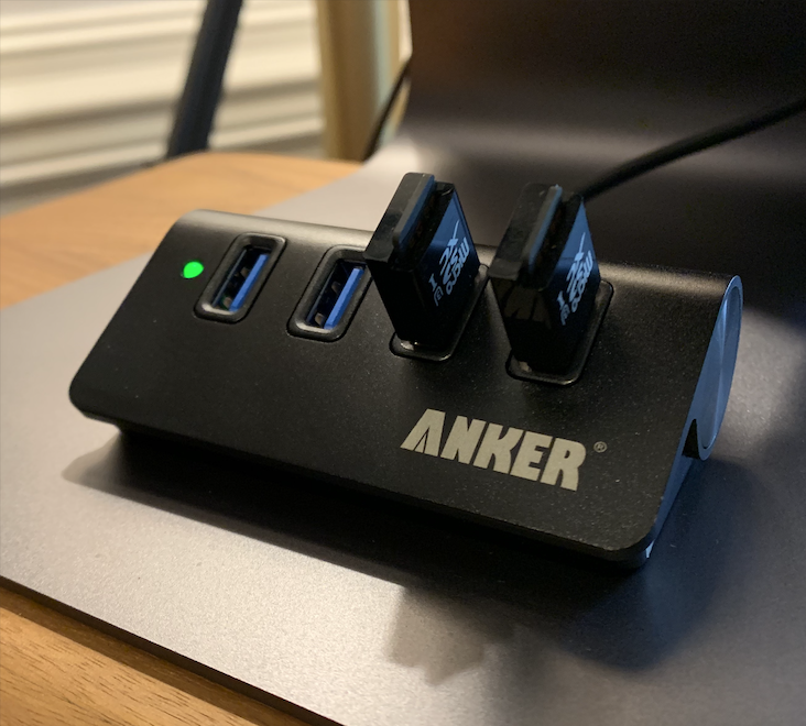 Anker USB with two fast SD card readers